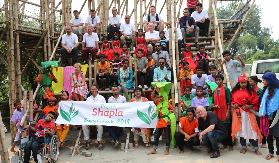 ‘আর্ট ফর ড্রিম’ উদ্বোধন করলেন ব্রিটিশ এমপিরা