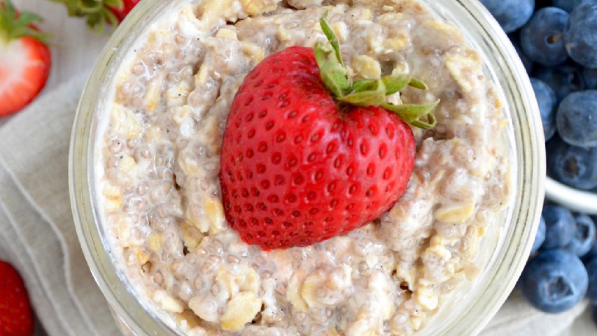 সুস্থ থাকতে সকালের নাস্তায় যা খাবেন