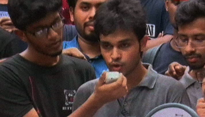 আবরার হত্যা: দাবি বাড়িয়ে ১০ দফা করলো আন্দোলনকারীরা