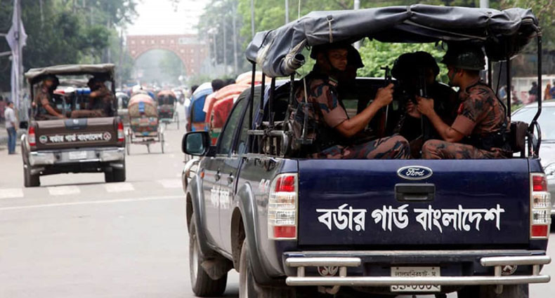 বোরহানউদ্দিনে ৪ প্লাটুন বিজিবি-কোস্ট গার্ড মোতায়েন
