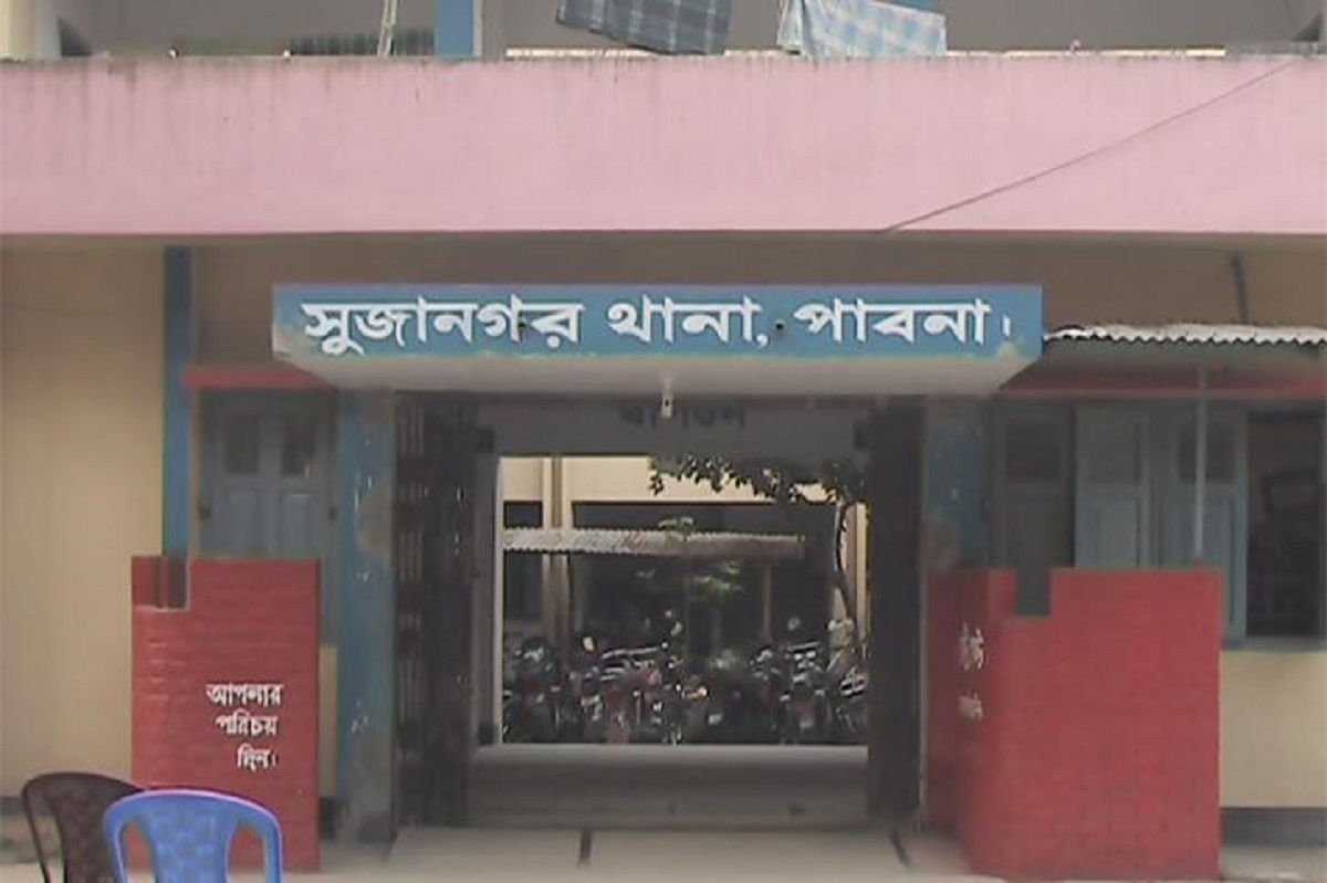 ইট বেঁধে কন্যা শিশুকে পুকুরে ফেলে হত্যা