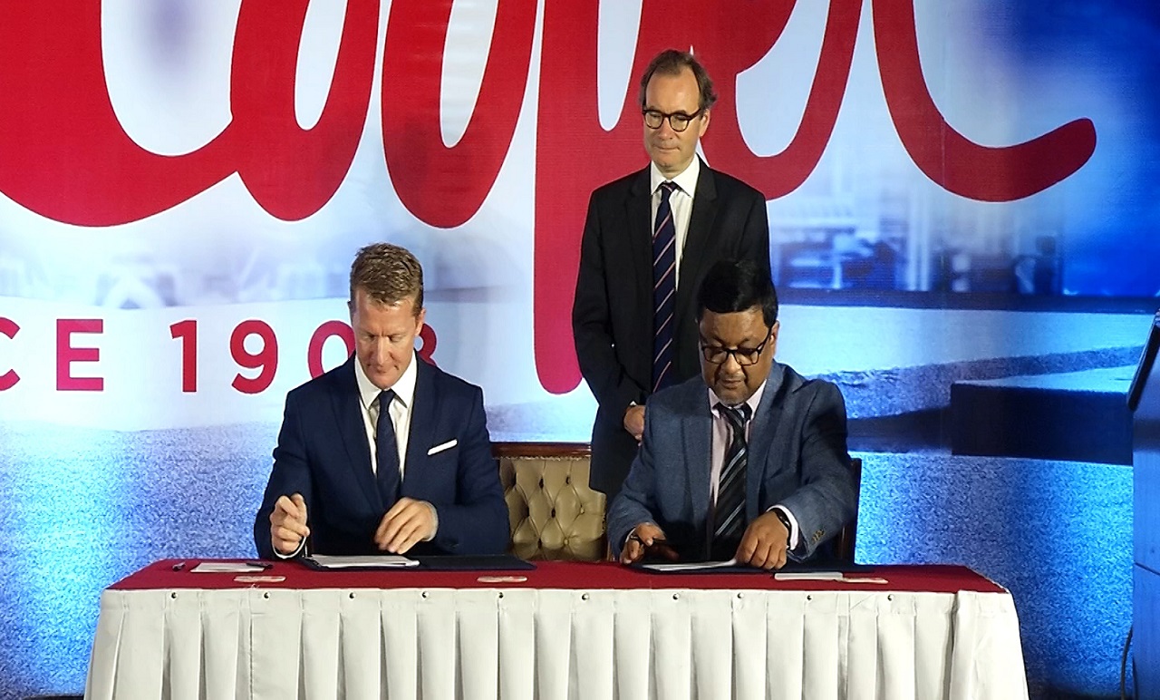 বাংলাদেশে যাত্রা শুরু করলো লি কুপার