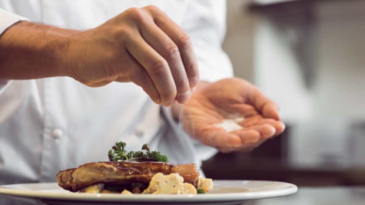 যেসব খাবার অকালমৃত্যু ডেকে আনছে