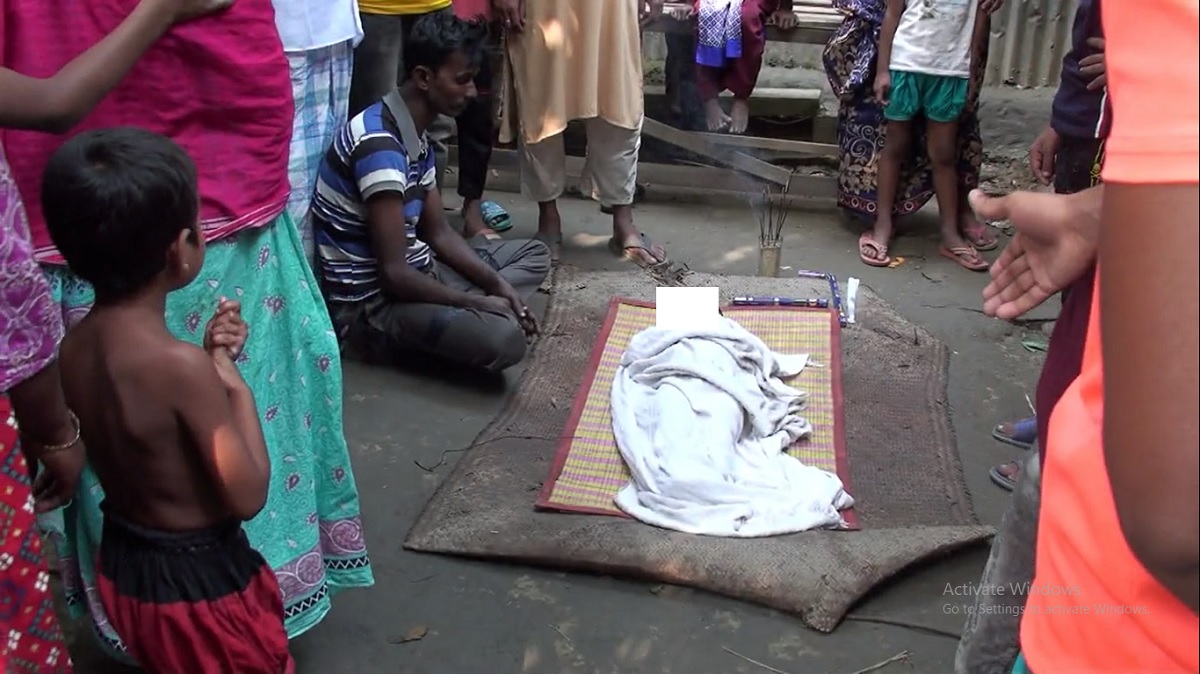 ডোবায় পড়ে দুই শিশুর মৃত্যু