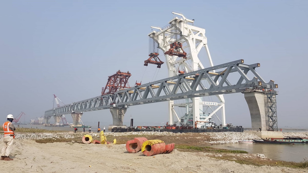 পদ্মা সেতুতে কর্মরত চীনা কর্মীদের দেশে ফিরতে নিষেধাজ্ঞা