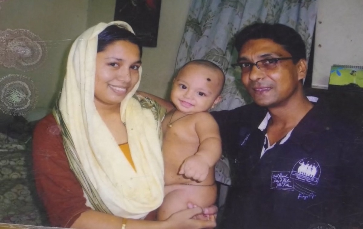 স্ত্রীকে কুপিয়ে হত্যার পর স্বামীর আত্মহত্যা