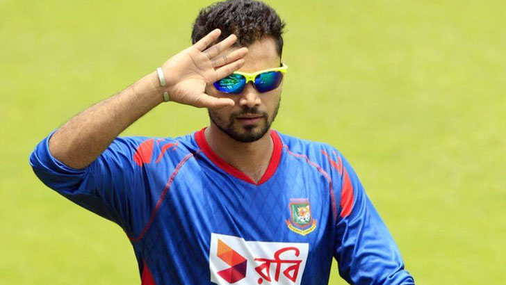 অবশেষে দল পেলেন মাশরাফী, খেলবেন ঢাকায়