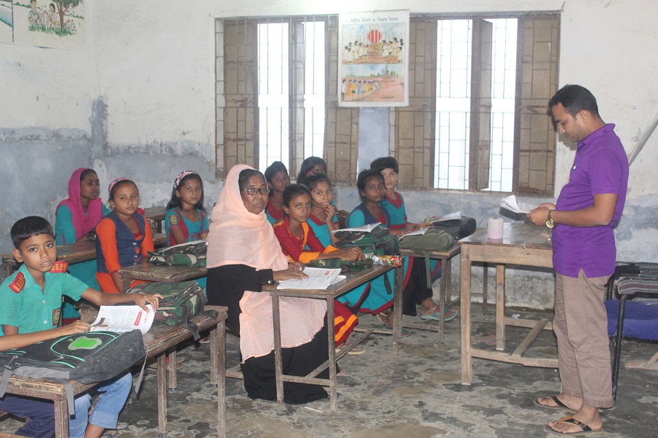 ৬৭ বছর বয়সে রুসিয়া বেগমের বাজিমাৎ