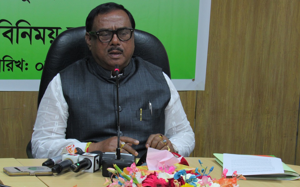 পেঁয়াজের মত চালের দাম নিয়ে কেলেঙ্কারি করা যাবে না: খাদ্রমন্ত্রী