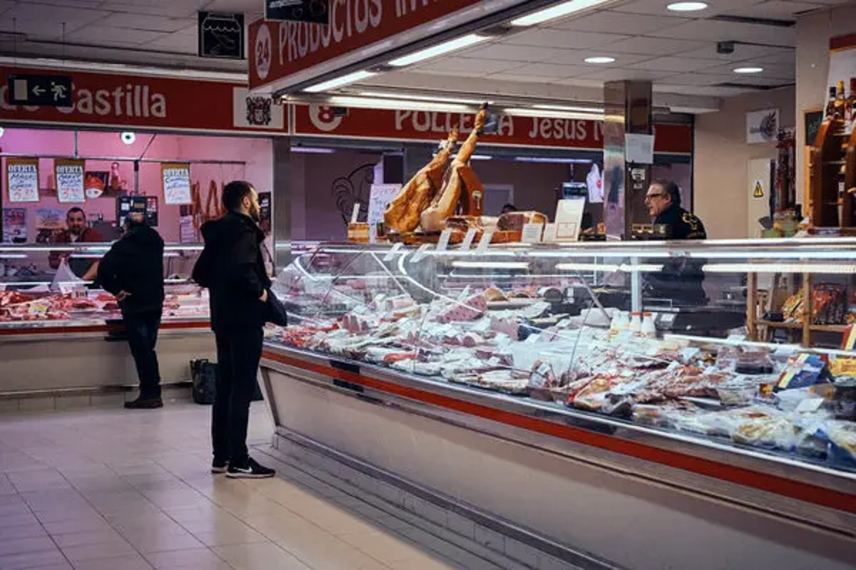 সুলভ মূল্যে খাবার কেনার সুবিধা হারাচ্ছে সাত লাখ মার্কিনী