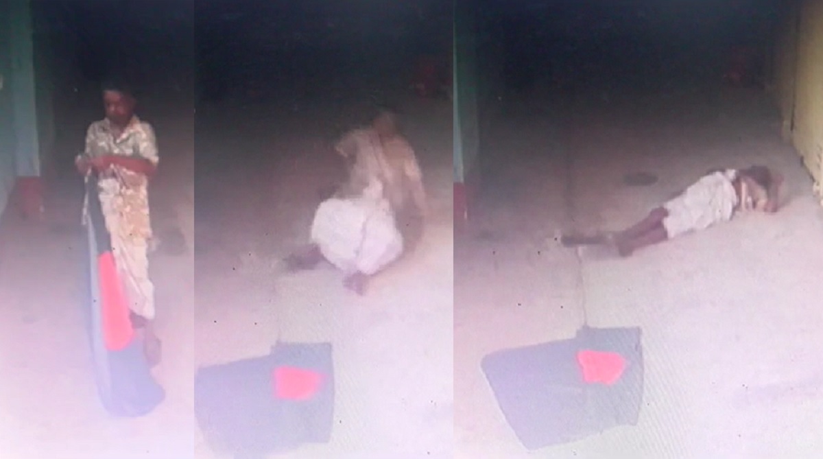 পতাকা বাঁধতে বাঁধতে মৃত্যু! (ভিডিও)