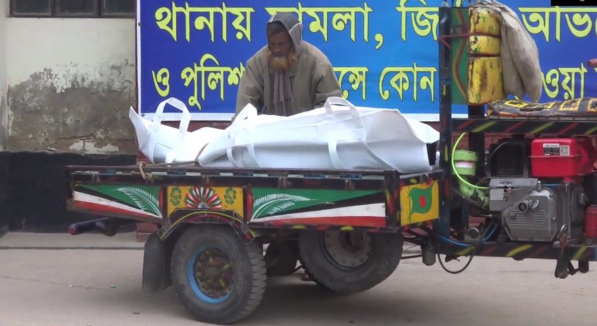 পুলিশের সাথে ‘বন্দুকযুদ্ধে’ ডাকাত নিহত