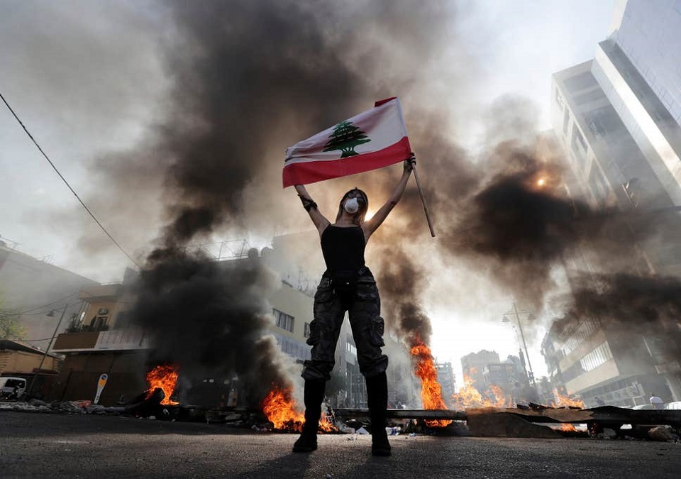 সরকার বিরোধী আন্দোলনে রণক্ষেত্র লেবানন