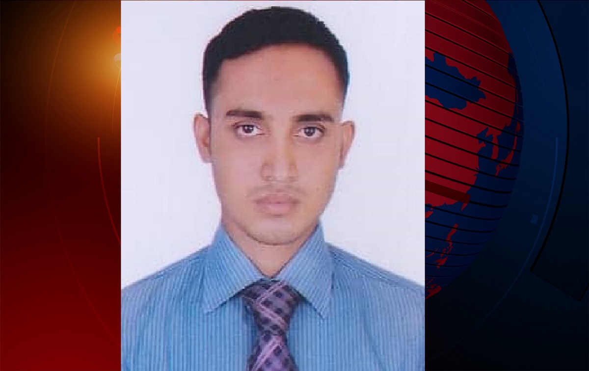 সহকারী কমিশনারের বিরুদ্ধে স্ত্রীর যৌতুকের মামলা