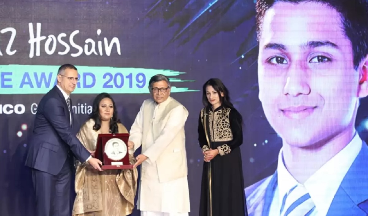 ফারাজ হোসেন সাহসিকতা পুরস্কার পেলেন ইউএনও ফরিদা