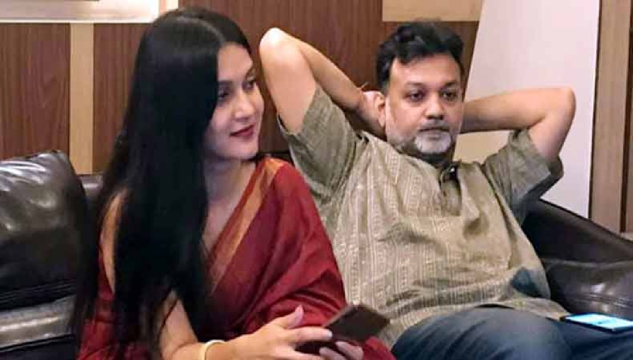 সৃজিত-মিথিলার বিয়েতে ঢাকা থেকে গেল ইলিশ!