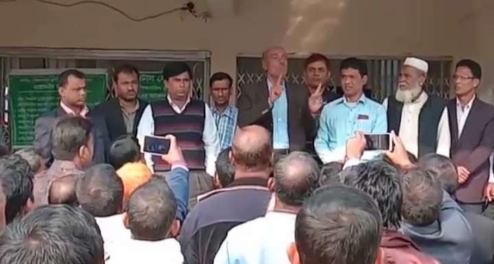 স্ট্যান্ড রিলিজ হওয়া সেই পিআইও আবারও সুন্দরগঞ্জে, অপসারণের দাবিতে আল্টিমেটাম