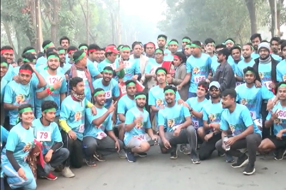 বঙ্গবন্ধুর জন্ম শতবার্ষিকী উদযাপনে জাবিতে হাফ ম্যারাথন
