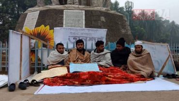 শিক্ষার্থী ধর্ষণের প্রতিবাদে মুখর ঢাবি ক্যাম্পাস