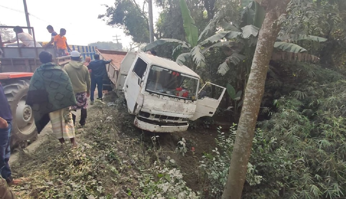 ময়মনসিংহে ট্রাক-অটোরিকশার সংঘর্ষে নিহত ৩