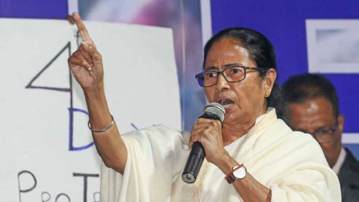 আমার সমালোচনার সময় পাবেন, আগে দেশ বাঁচান: মমতা