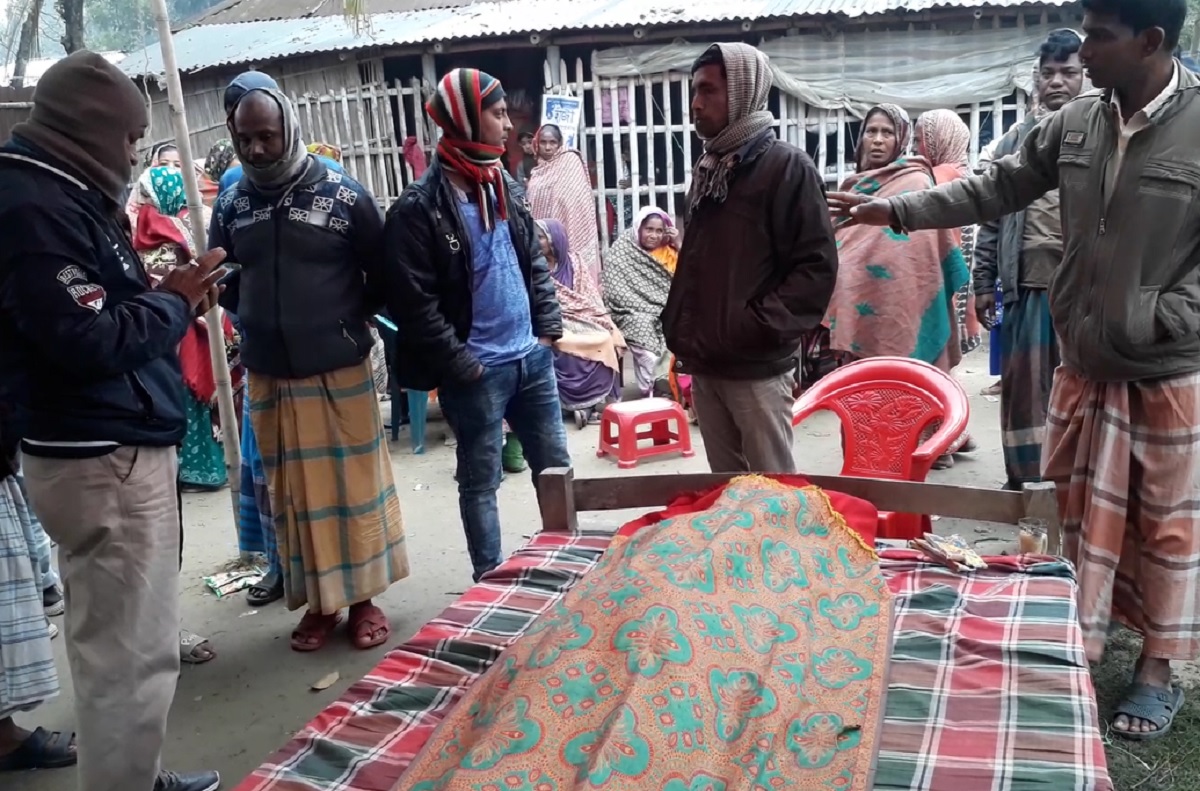 ধানের বস্তার চাপায় শ্রমিকের মৃত্যু