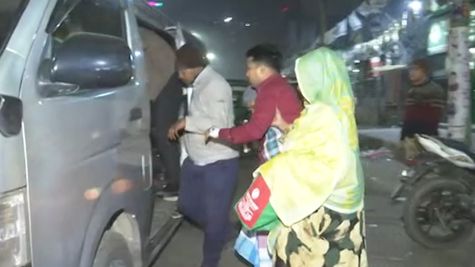 টিকাটুলিতে বিএনপি-আ’লীগ সংঘর্ষ, হাসপাতাল থেকে আহত ছাত্রদল নেতা গ্রেফতার