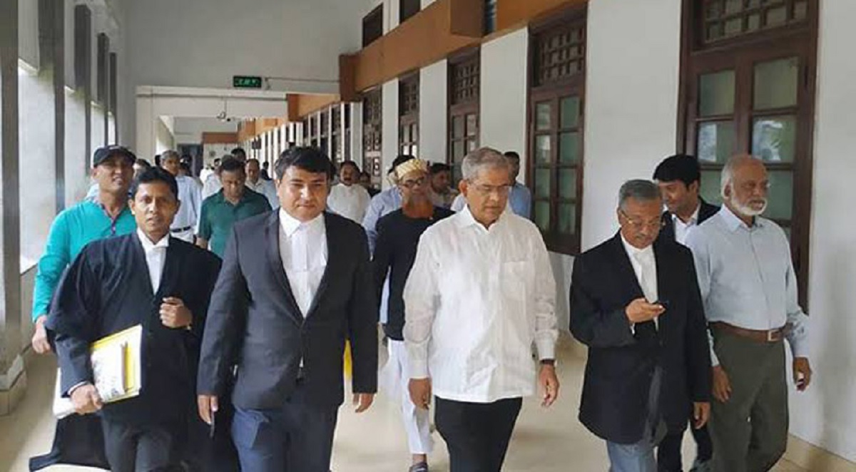 দুই মামলায় অন্তর্বর্তীকালীন জামিন পেয়েছেন মির্জা ফখরুলসহ ৩৫ নেতা