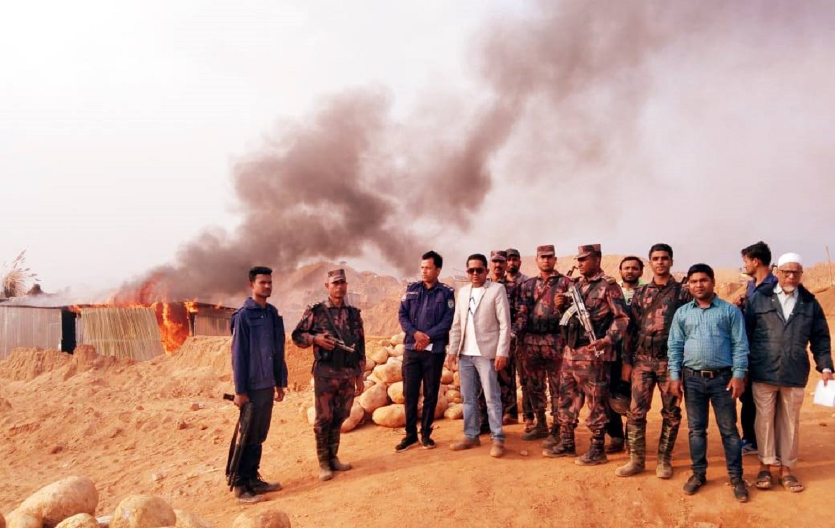 শাহ আরফিন টিলায় অবৈধ পাথর উত্তোলনে নিষেধাজ্ঞা জারি, টাস্কফোর্সের অভিযান