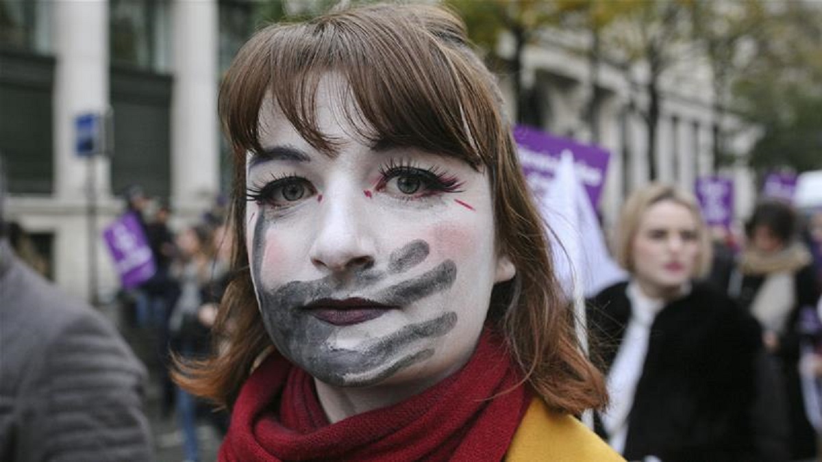 ফ্রান্স : ইউরোপের নারীদের আতঙ্ক