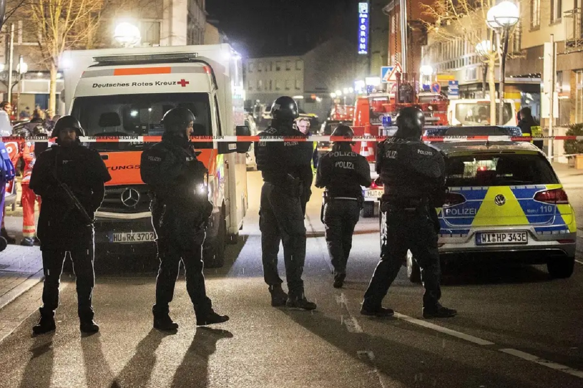 জার্মানিতে দুটি সিসা বারে গোলাগুলি, নিহত ৮