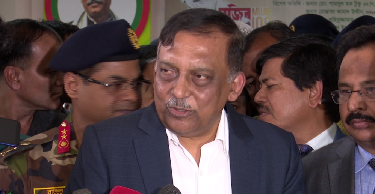 খালেদা জিয়ার ‘সাময়িক মুক্তি’র আবেদন আইন মন্ত্রণালয়ে পাঠানো হয়েছে: স্বরাষ্ট্রমন্ত্রী