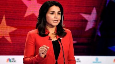 জো বাইডেনকে সমর্থন জানিয়ে সরে দাঁড়ালেন তুলসি