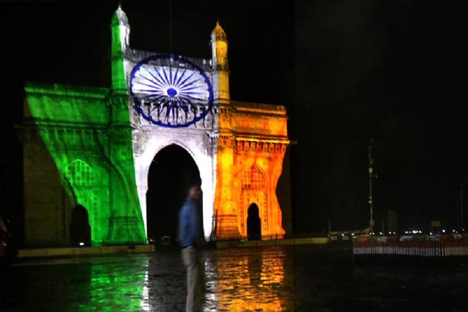 রাজধানীসহ ভারতের ৮০ শহর লকডাউন, বন্ধ বাস-ট্রেন ও মেট্রো