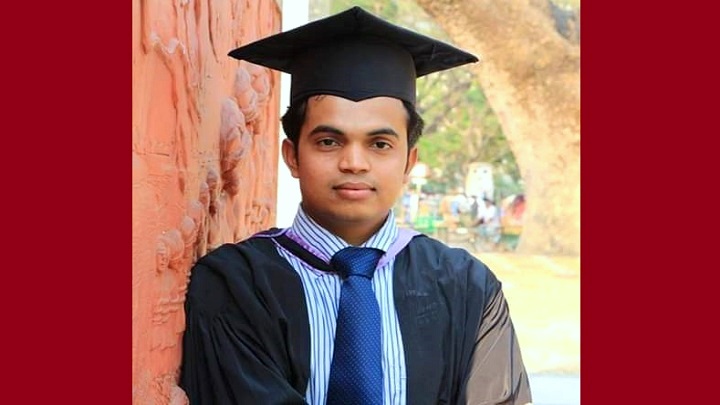 আখাউড়ায় টিকিট কালোবাজারিদের হাতে বিশ্ববিদ্যালয় শিক্ষার্থী লাঞ্ছিত