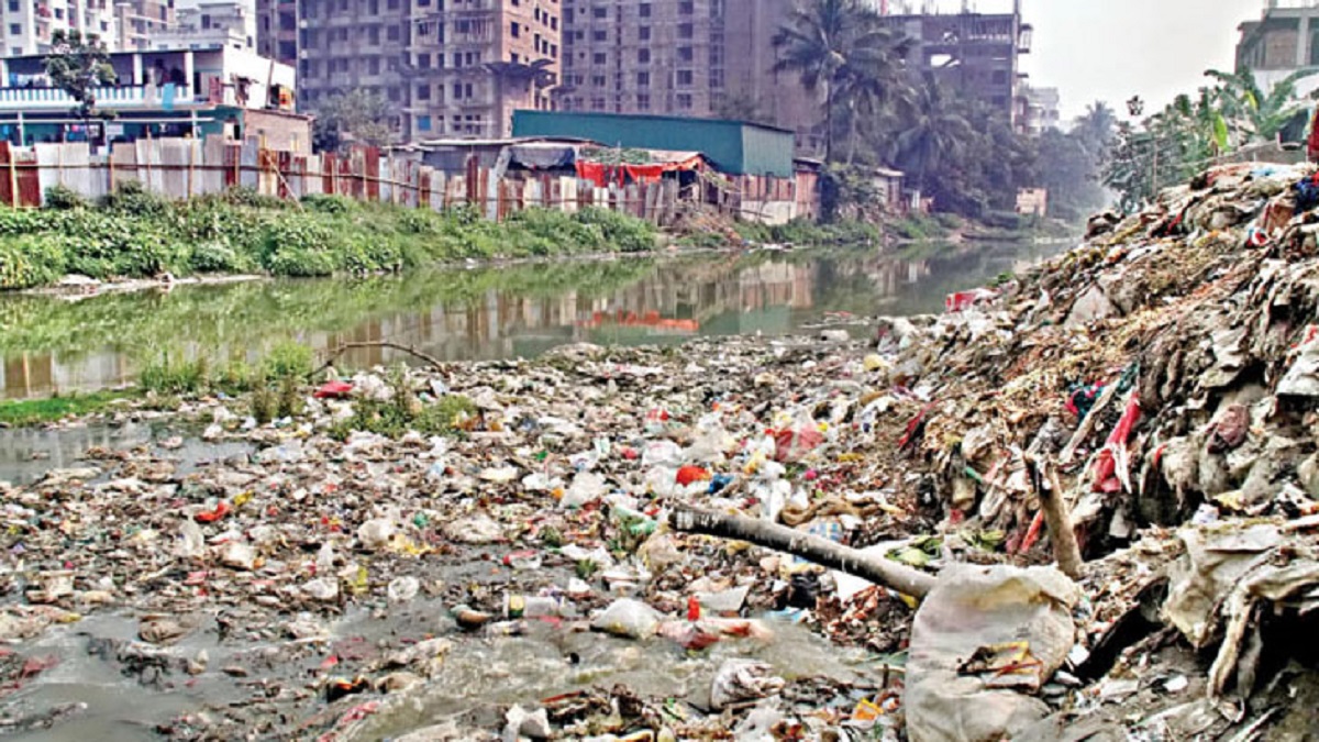 দখল-দূষণে বিলীনের পথে কল্যাণপুর খাল