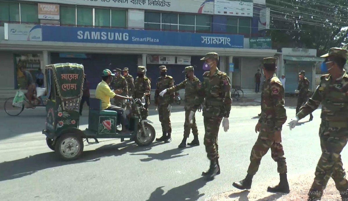 করোনা: রাজশাহীর সাথে আশপাশের জেলার যোগাযোগ বন্ধ