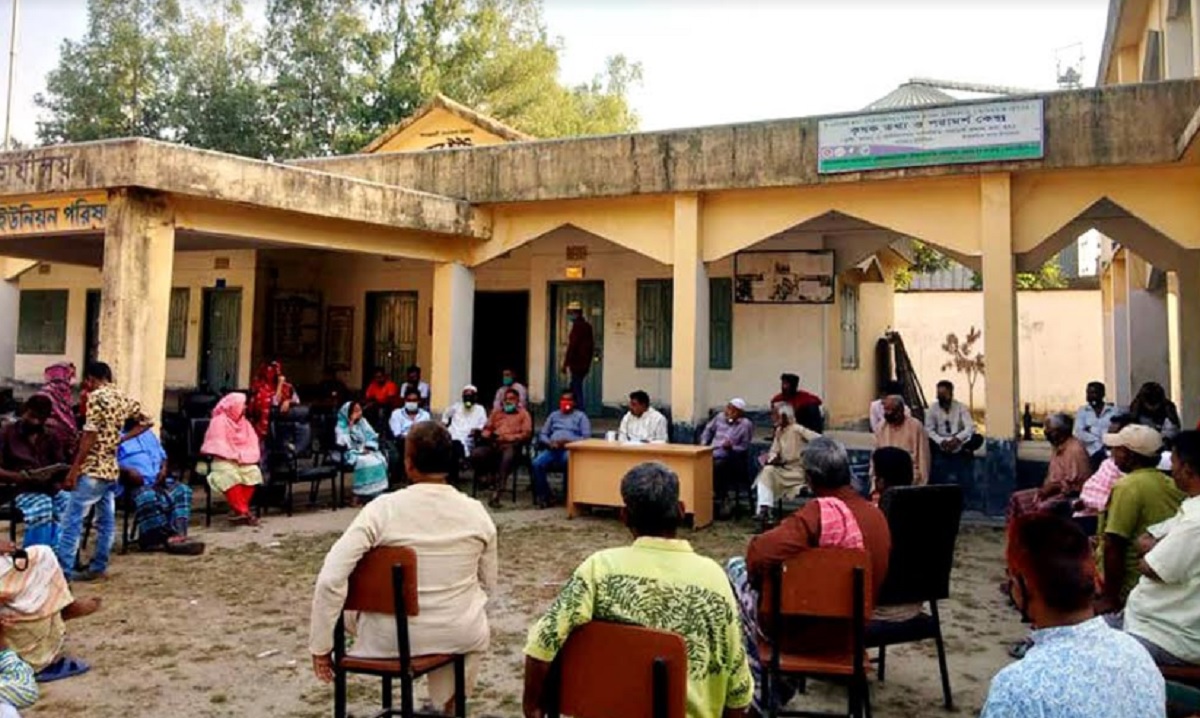 জনসমাগম করে সভা করায় সেই চেয়ারম্যানের ৫০ হাজার টাকা অর্থদণ্ড