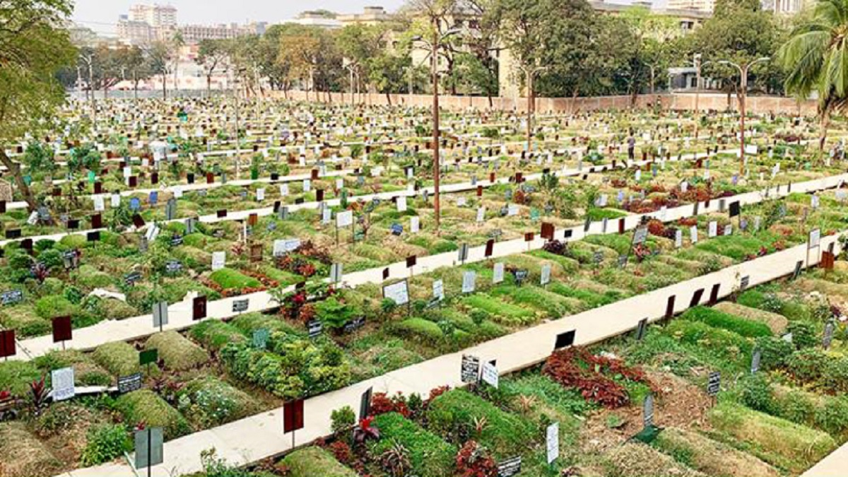 ঢাকা উত্তর সিটির কবরগুলোতে জিয়ারত বন্ধ