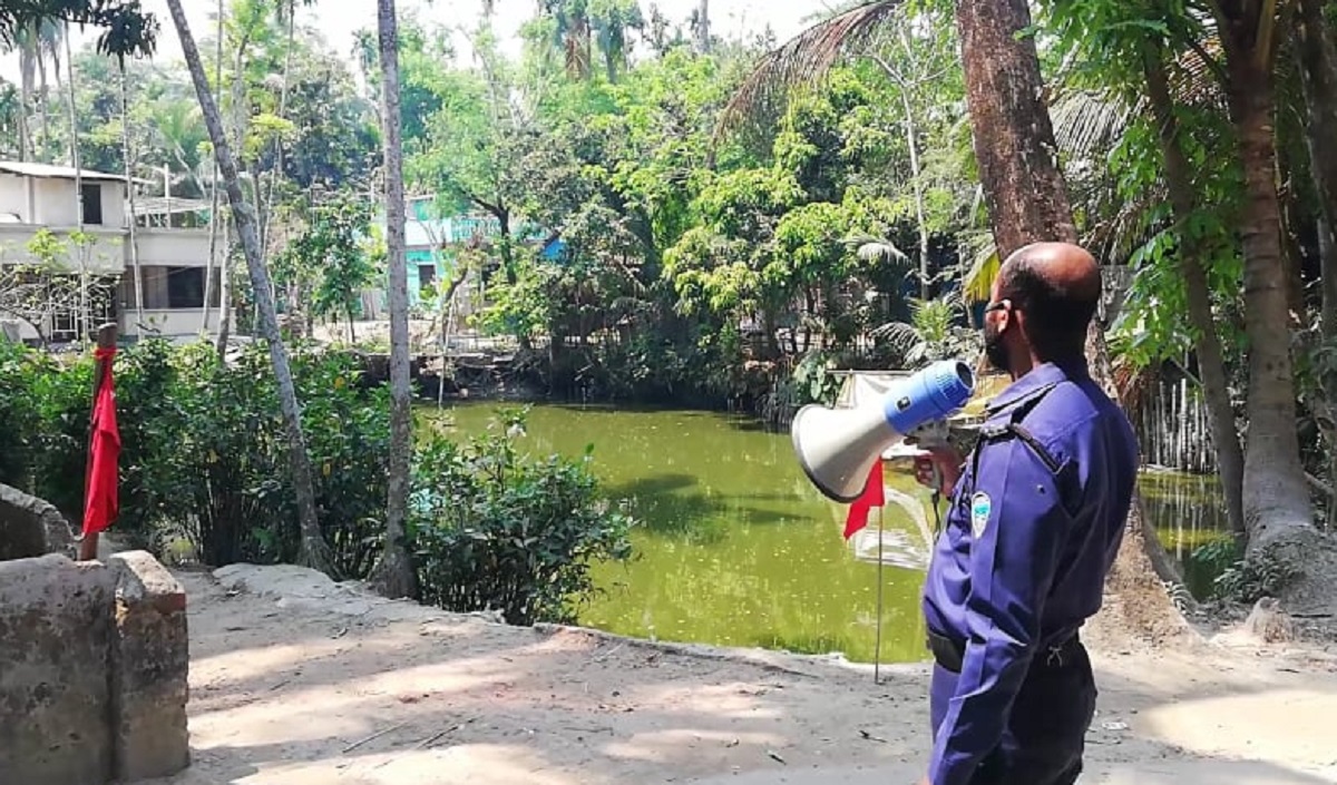 লক্ষ্মীপুরে করোনা উপসর্গ নিয়ে বৃদ্ধের মৃত্যু, বাড়ি লকডাউন