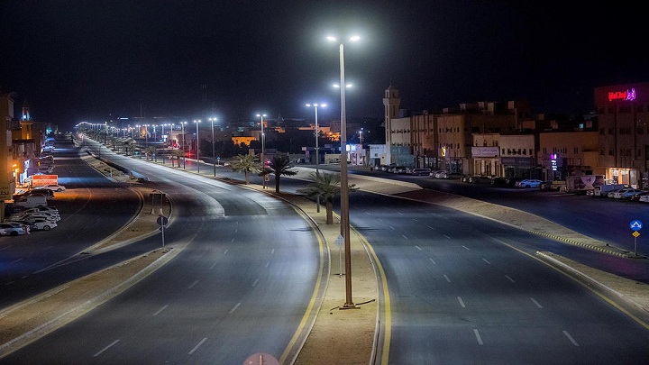 সৌদিতে অনির্দিষ্টকালের জন্য কারফিউ জারি