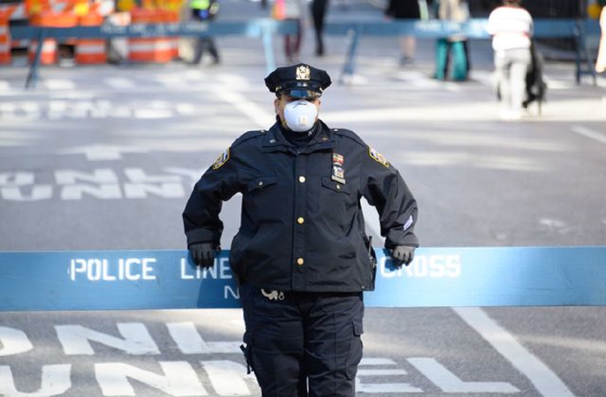 করোনায় নিউইয়র্ক পুলিশের ৩৭ সদস্যের মৃত্যু