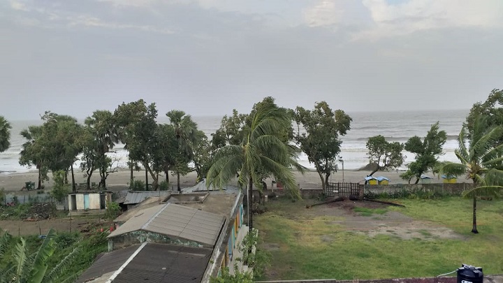 পটুয়াখালীতে আম্পানে ৮ কিলোমিটার বেড়িবাঁধ ক্ষতিগ্রস্ত