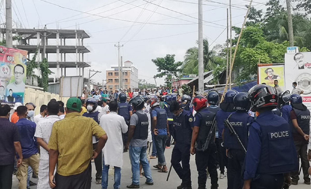 বাউফলে এমপি-মেয়র সমর্থকদের মধ্যে সংঘর্ষ, নিহত ১