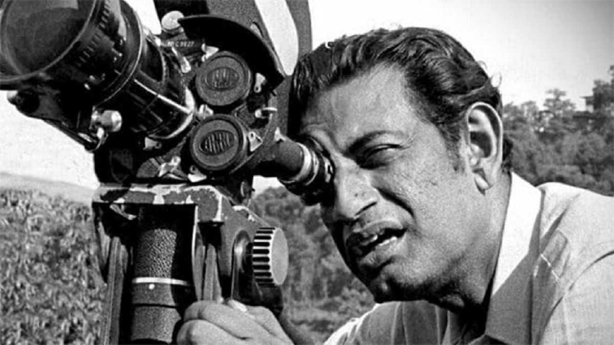 শতবর্ষে কিংবদন্তি চলচ্চিত্রকার সত্যজিৎ রায়