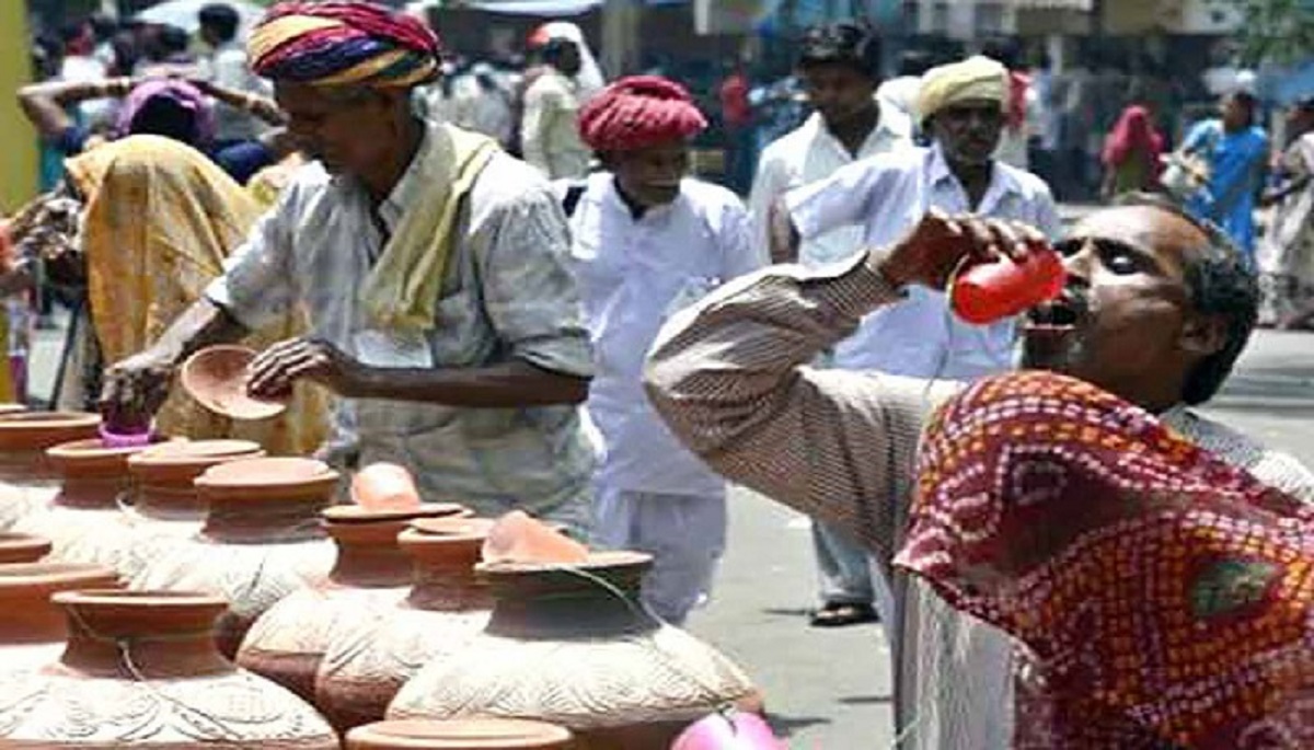 কলকাতায় বৃষ্টি অন্যদিকে ৫০ ডিগ্রি তাপে পুড়ছে রাজস্থান কলকাতায় বৃষ্টি অন্যদিকে ৫০ ডিগ্রি তাপে পুড়ছে রাজস্থান