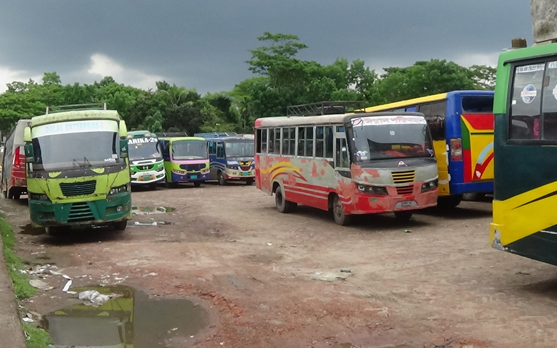 বাস ভাড়া বাড়লো ৬০ শতাংশ