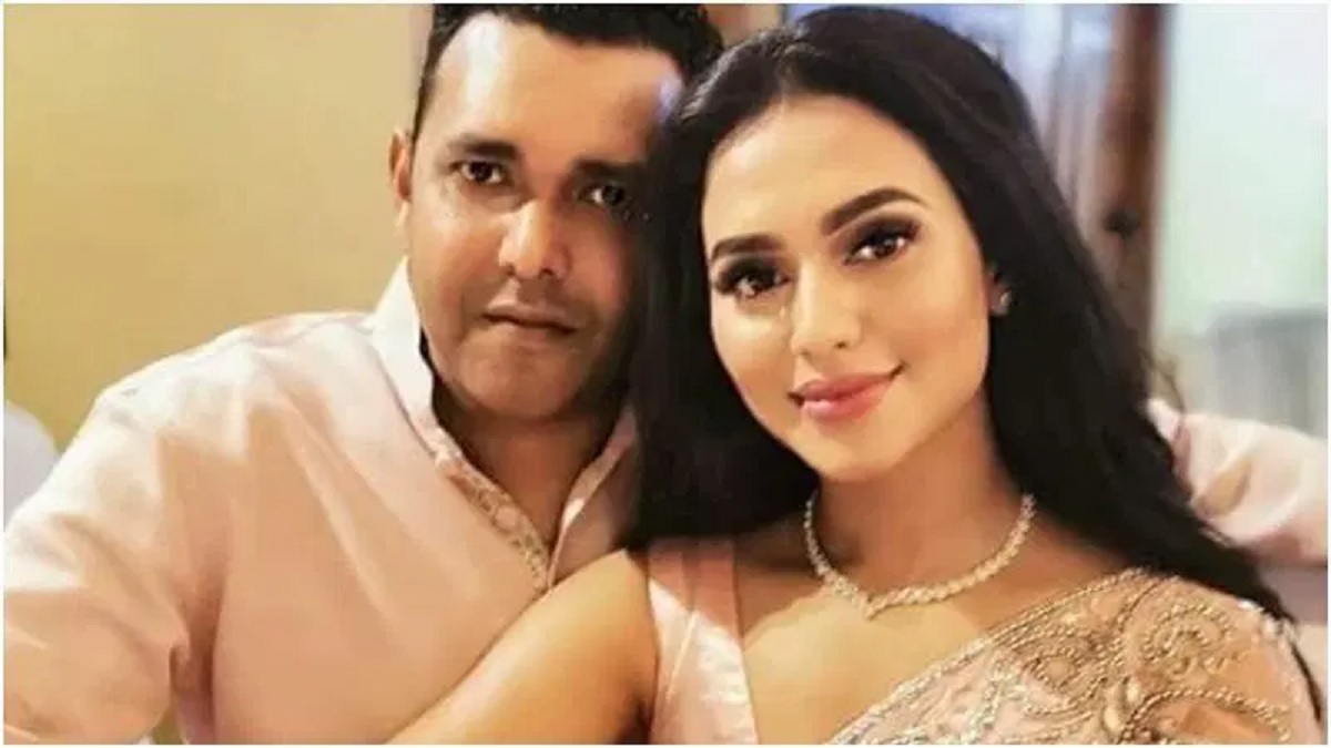 নুসরাত ফারিয়ার হবু স্বামী সাবেক সেনাপ্রধানের ছেলে