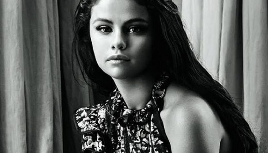 সামাজিক যোগাযোগমাধ্যমে কৃষ্ণাঙ্গদের বক্তব্য প্রচার করছেন সেলেনা