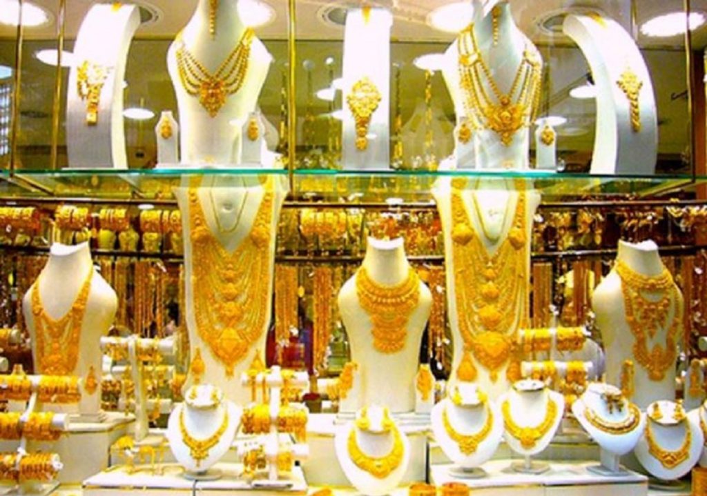 বিশ্ববাজারে রেকর্ডহারে বাড়ছে সোনার দাম